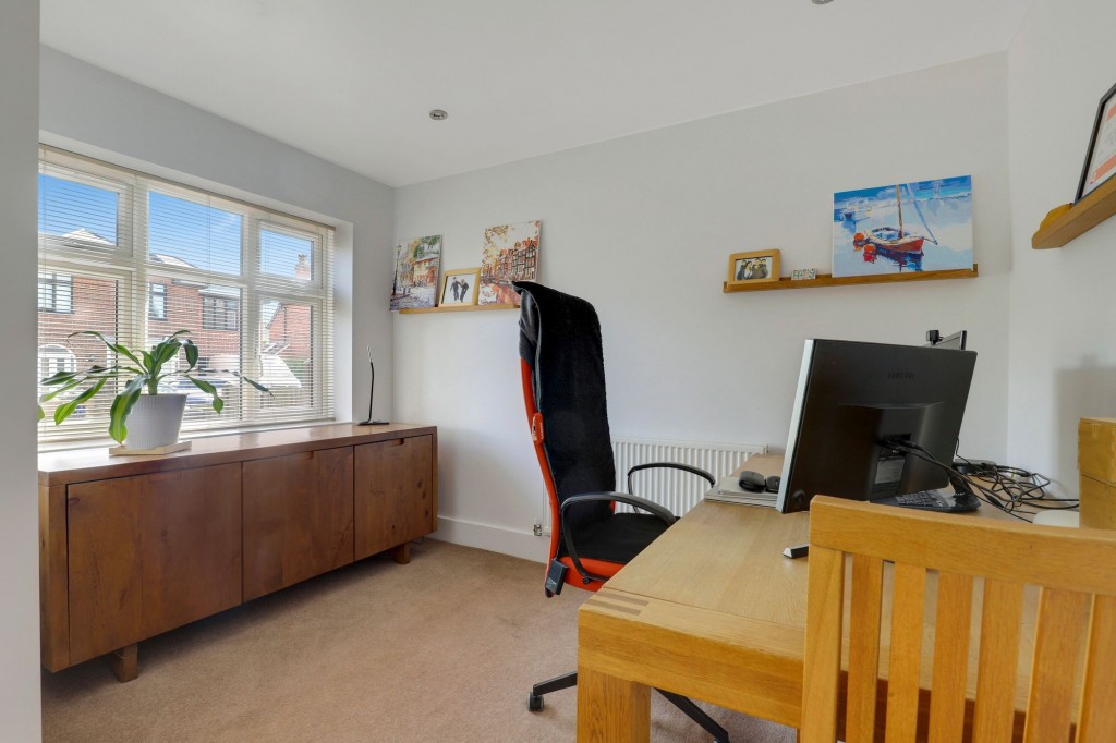 Briar Gate, Long Eaton, NG10