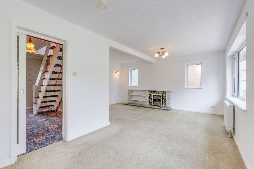 Oakwood Drive, Ravenshead, NG15