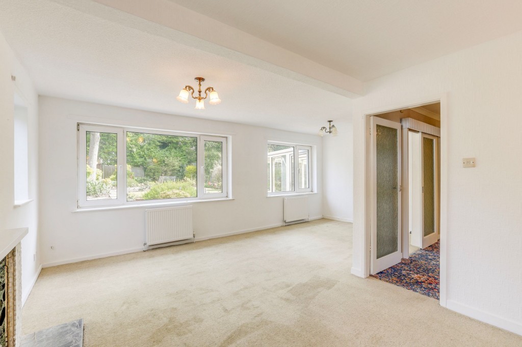 Oakwood Drive, Ravenshead, NG15
