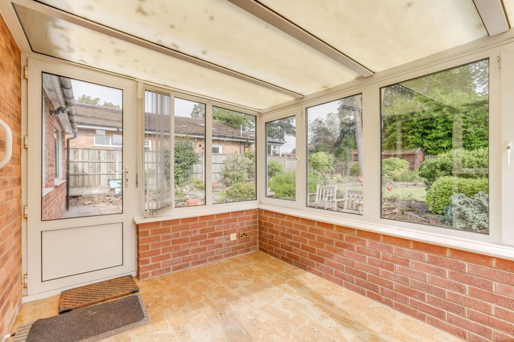 Oakwood Drive, Ravenshead, NG15
