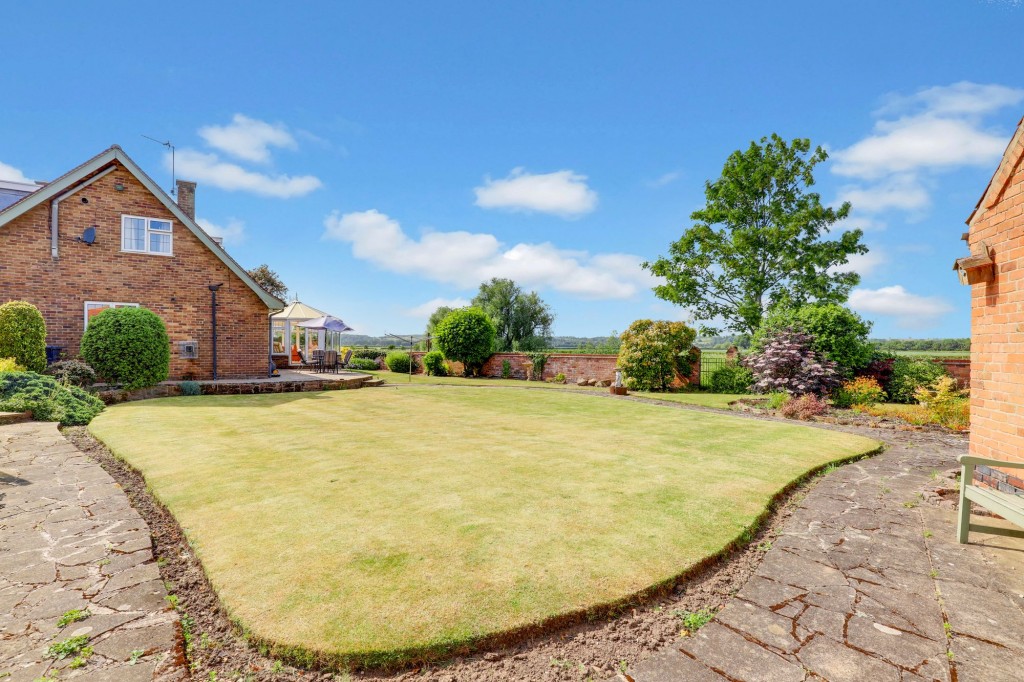 Church Street, Shelford, NG12