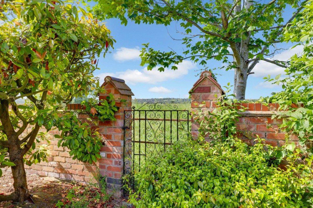 Church Street, Shelford, NG12