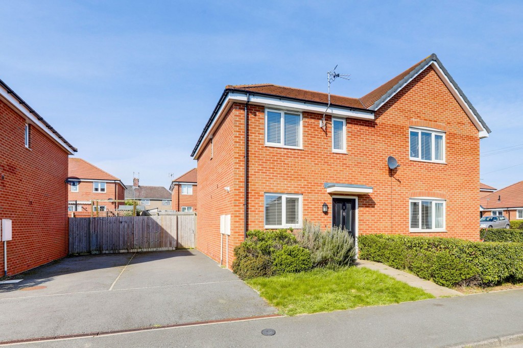 Fourth Avenue, Edwinstowe, NG21