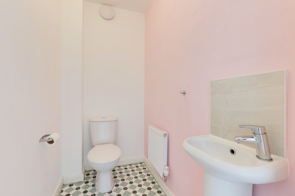 Fourth Avenue, Edwinstowe, NG21