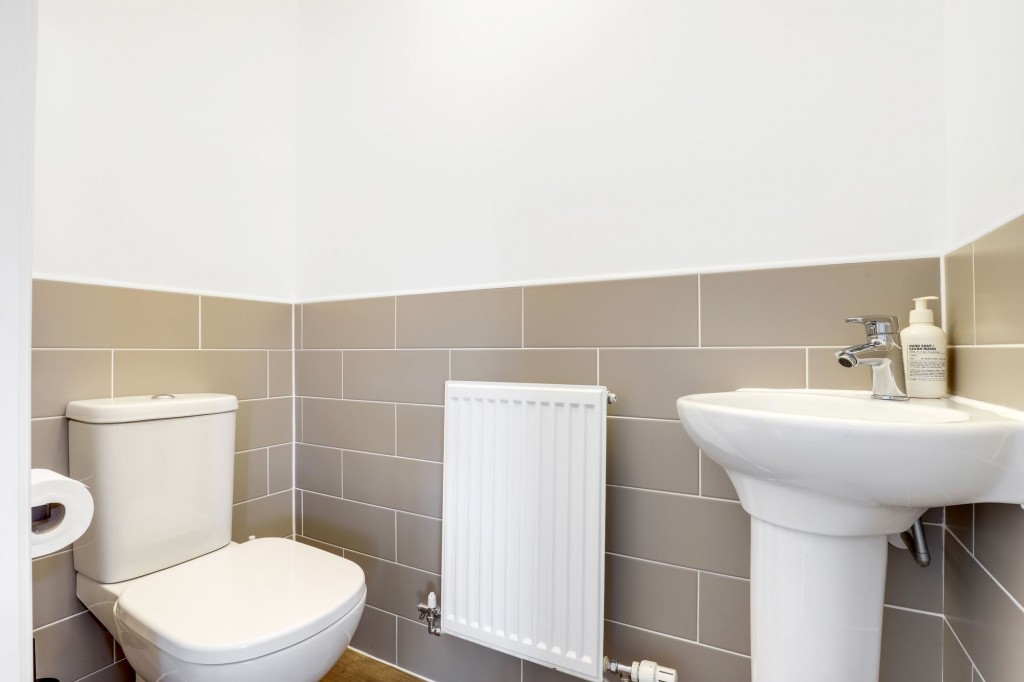 Paulina Avenue, Hucknall, NG15