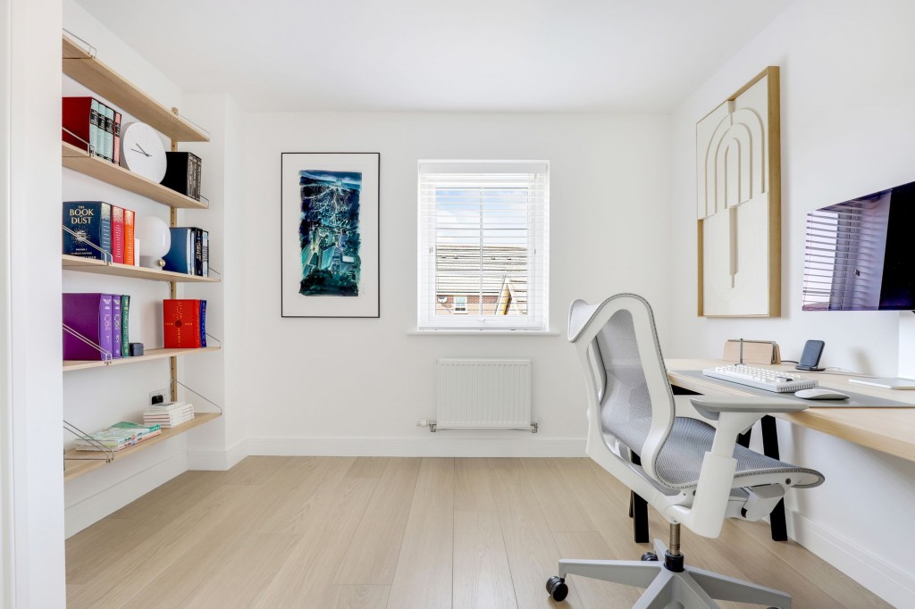 Paulina Avenue, Hucknall, NG15