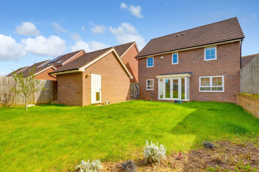 Paulina Avenue, Hucknall, NG15