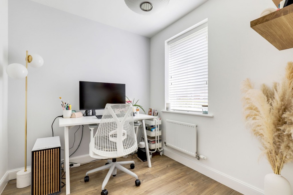 Paulina Avenue, Hucknall, NG15