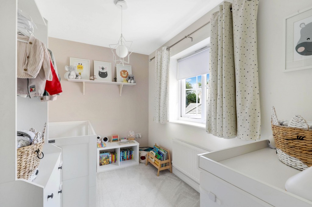 Bideford Close, Nottingham, NG3