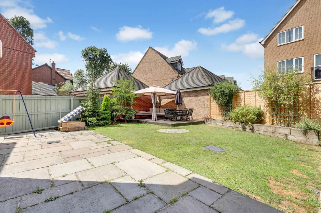 Bideford Close, Nottingham, NG3