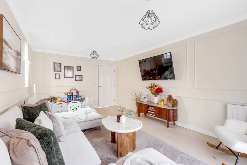 Bideford Close, Nottingham, NG3