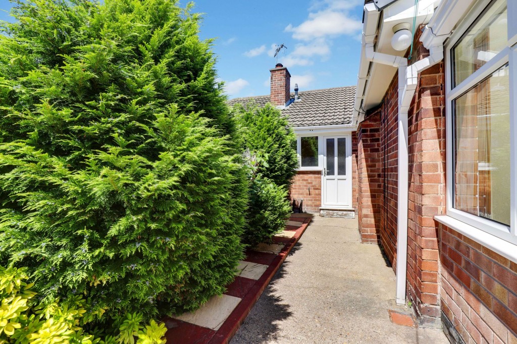 Five Acres, Nottingham, NG11