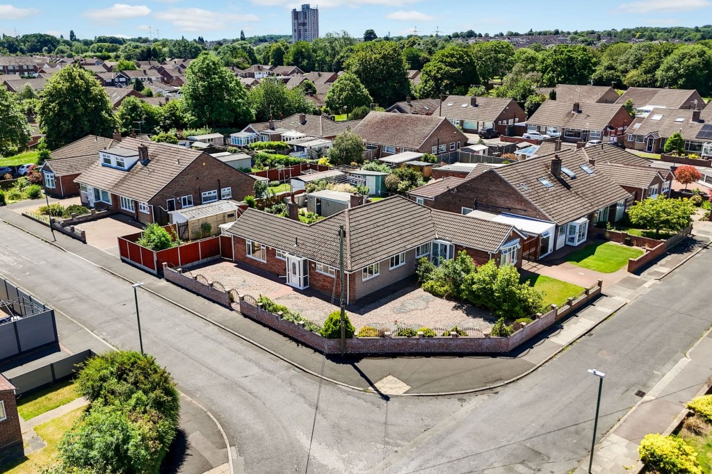 Five Acres, Nottingham, NG11