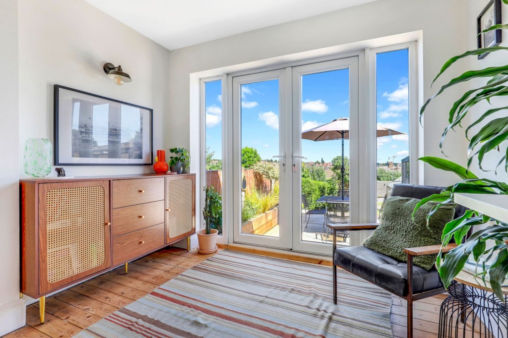 Standhill Road, Carlton, NG4