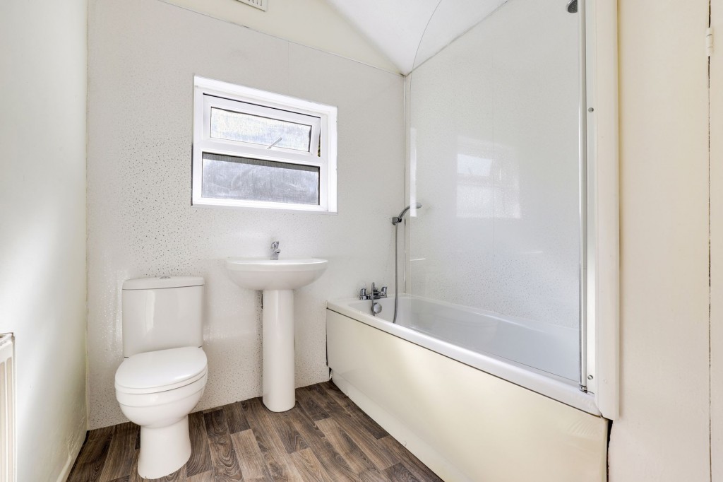 St. James Terrace, Stapleford, NG9