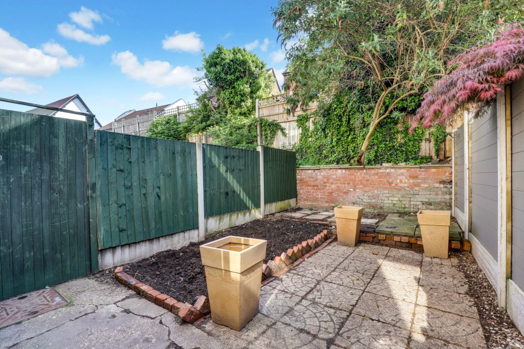 St. James Terrace, Stapleford, NG9