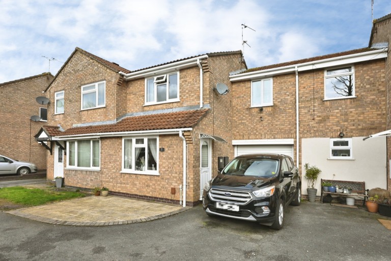 Yarrow Close, Hamilton, Leicester, Leicestershire