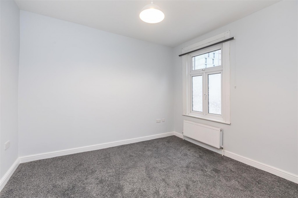 First Avenue, Walthamstow, London, E17