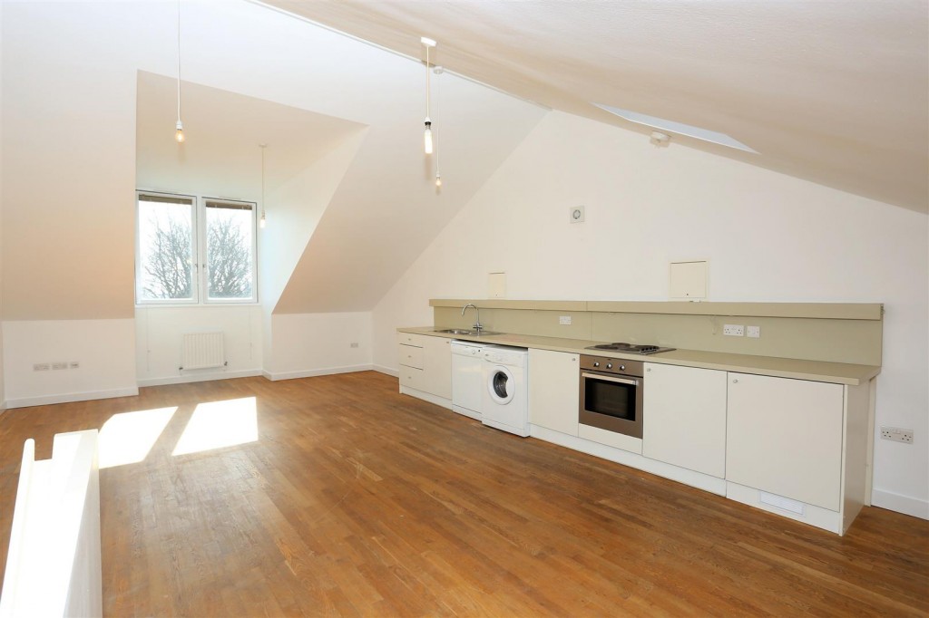 Grosvenor Rise East, Walthamstow, London, E17