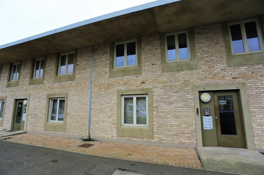 Grosvenor Rise East, Walthamstow, London, E17