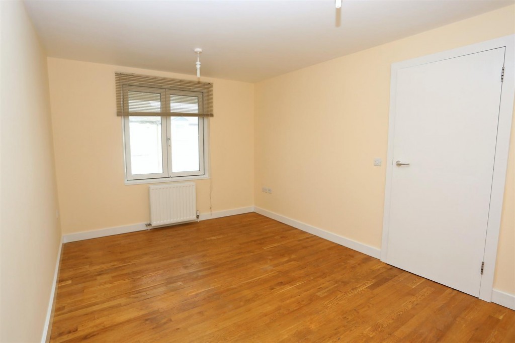 Grosvenor Rise East, Walthamstow, London, E17