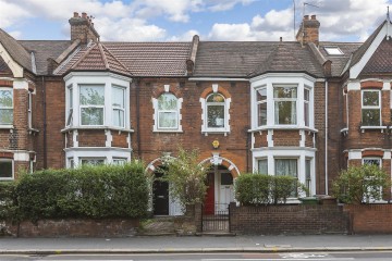 High Road Leyton, Leyton, London, E10