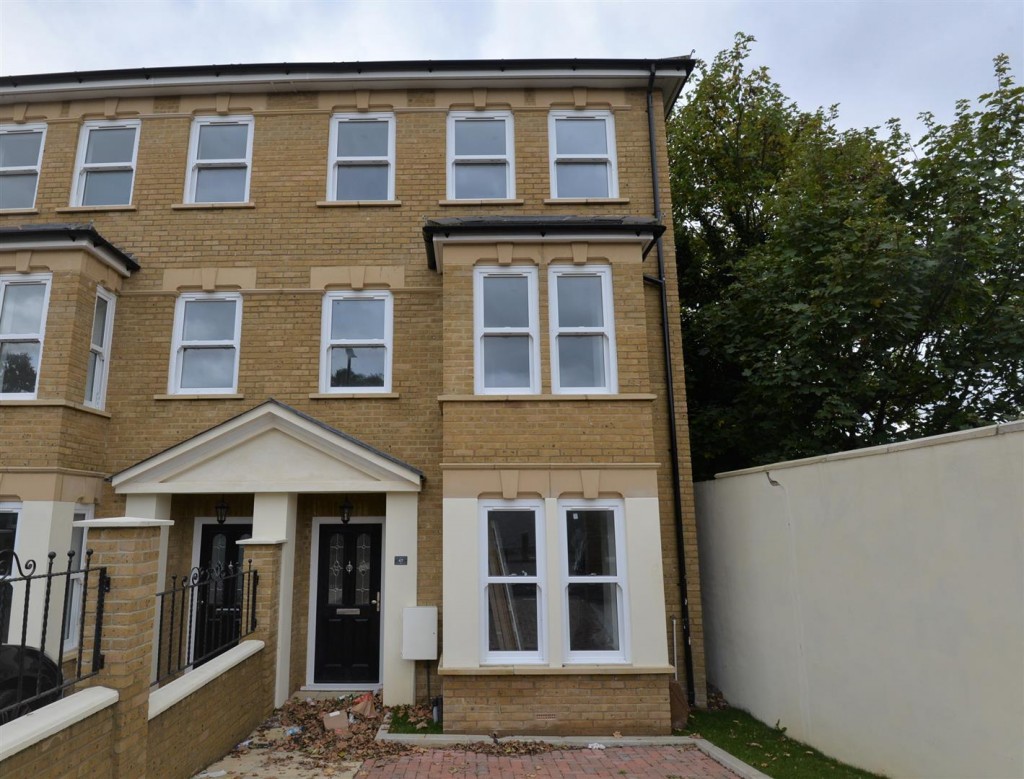 West Avenue, Walthamstow, London, E17