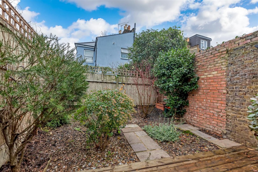 Bromley Road, Walthamstow, London, E17