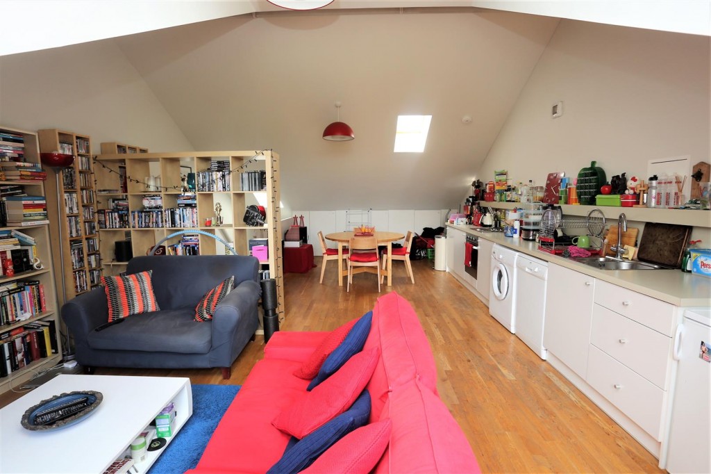 Amey Court, Grosvenor Rise East, Walthamstow, London, E17