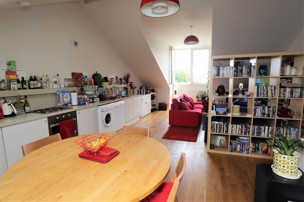 Amey Court, Grosvenor Rise East, Walthamstow, London, E17