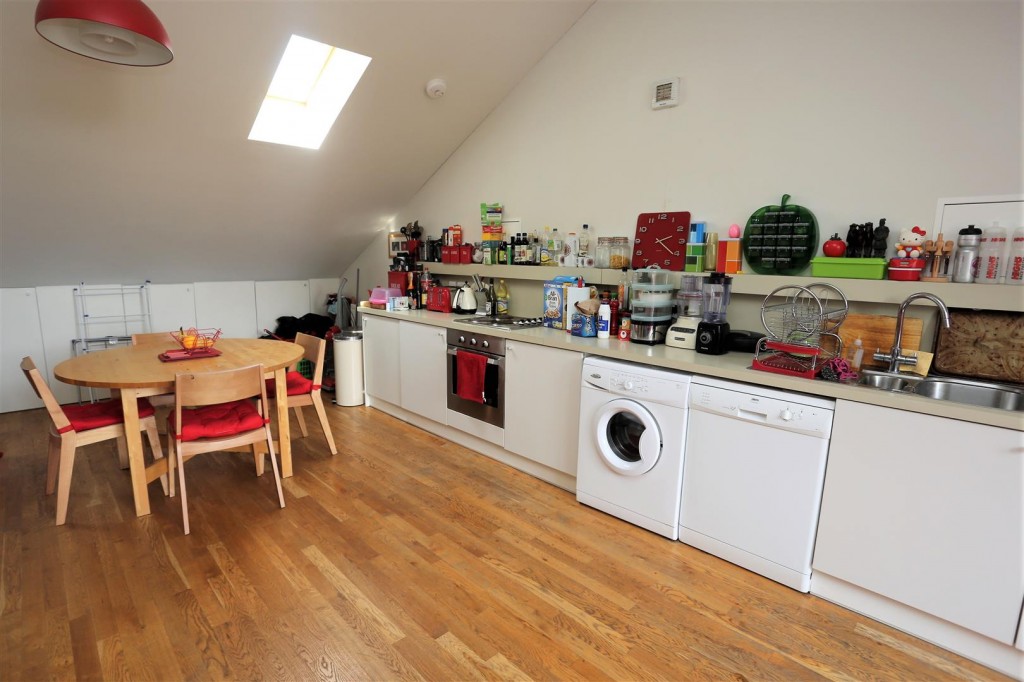 Amey Court, Grosvenor Rise East, Walthamstow, London, E17