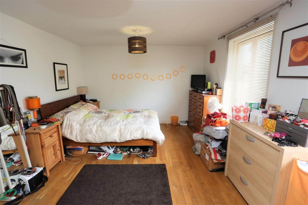 Amey Court, Grosvenor Rise East, Walthamstow, London, E17