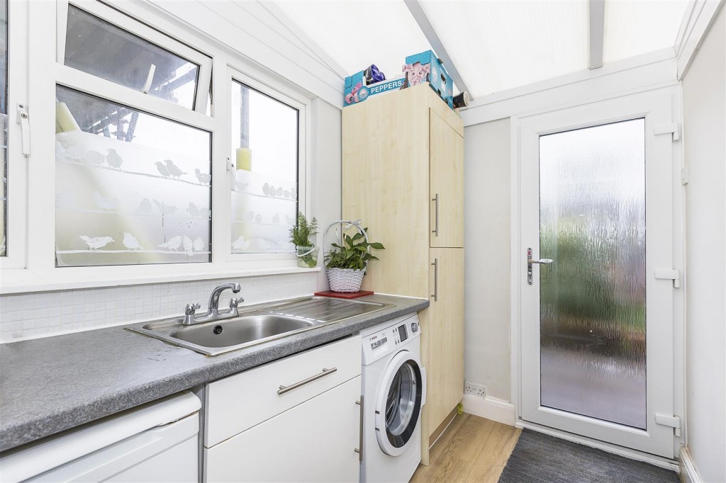 Douglas Avenue, Walthamstow, London, E17