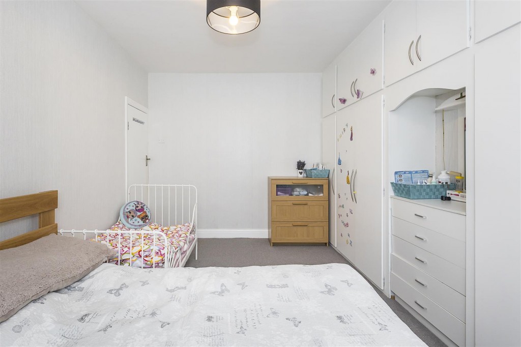 Douglas Avenue, Walthamstow, London, E17