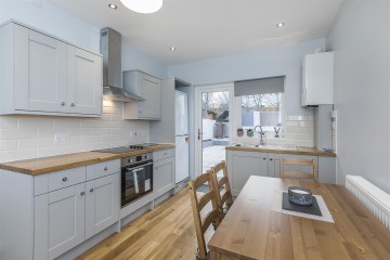 First Avenue, Walthamstow, London, E17