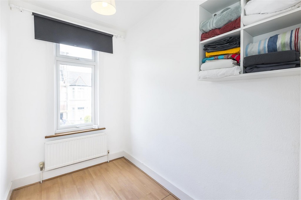 Liverpool Road, Leyton, London, E10