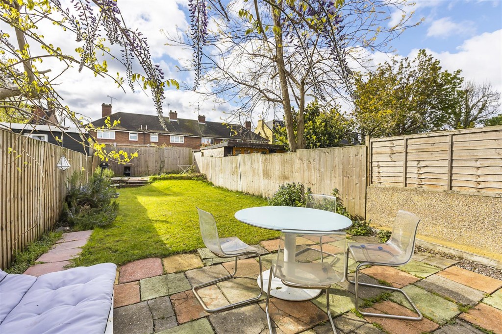 Liverpool Road, Leyton, London, E10