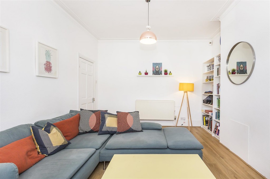 Liverpool Road, Leyton, London, E10