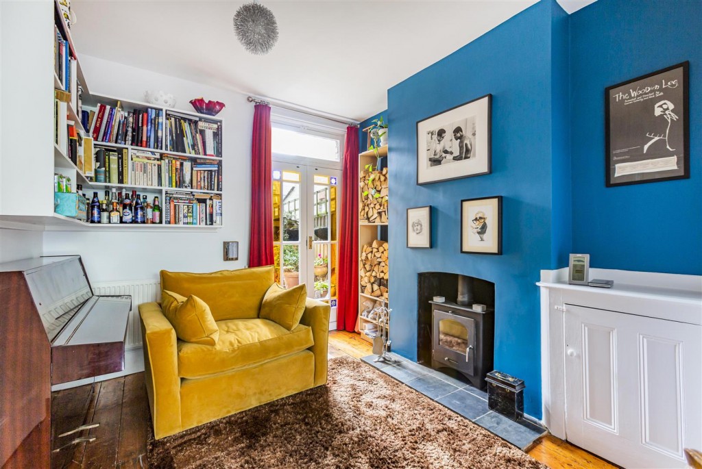 Ravenswood Road, Walthamstow, London, E17