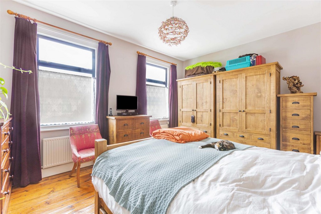 Ravenswood Road, Walthamstow, London, E17