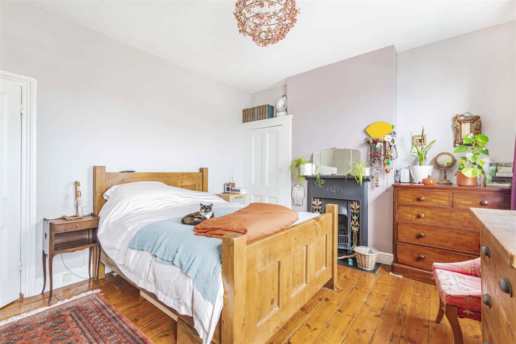 Ravenswood Road, Walthamstow, London, E17