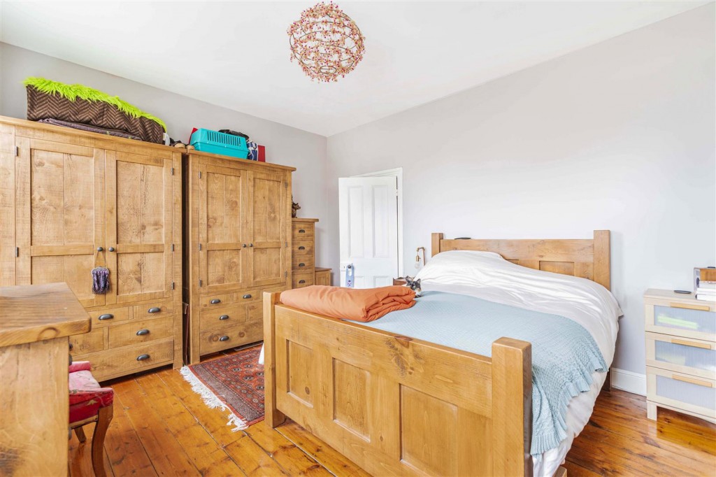 Ravenswood Road, Walthamstow, London, E17