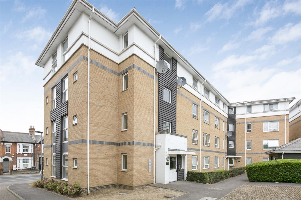 Firmans Court, Wood Street, Walthamstow, London, E17