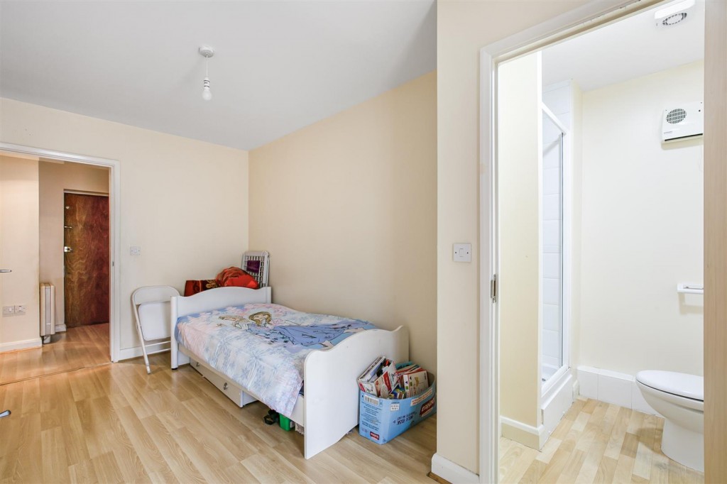 Firmans Court, Wood Street, Walthamstow, London, E17