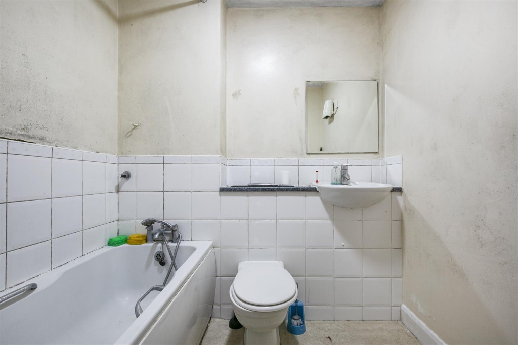 Firmans Court, Wood Street, Walthamstow, London, E17