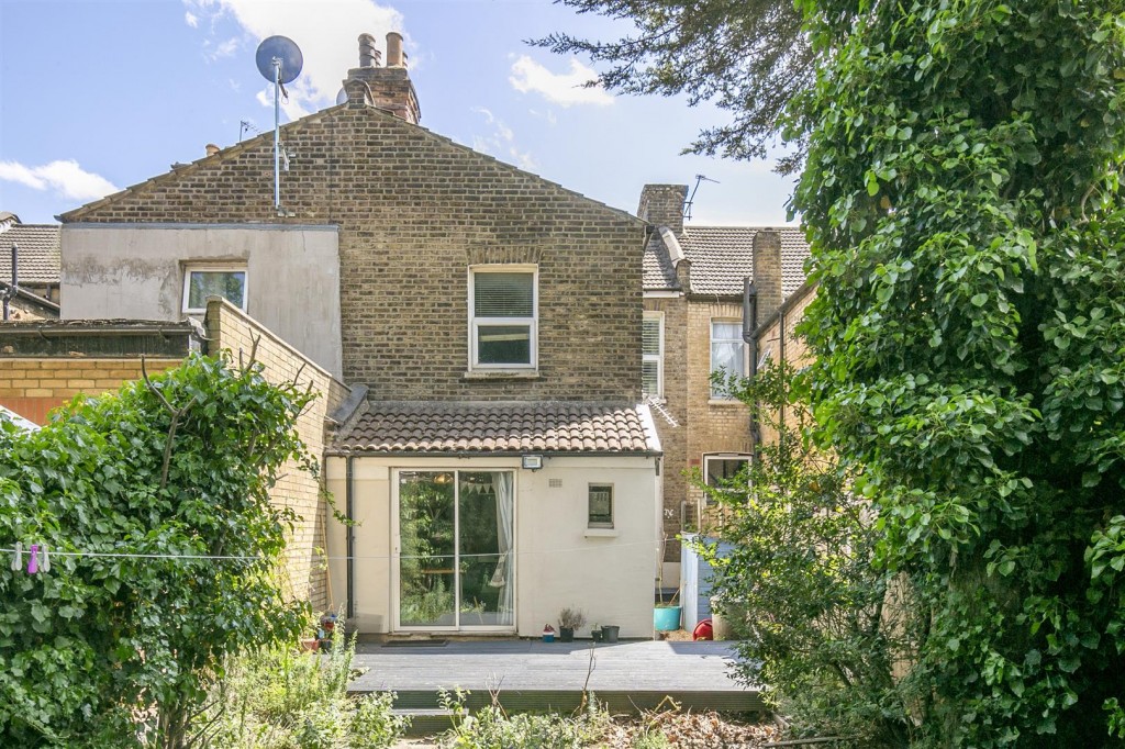 Warren Road, Leyton, London, E10