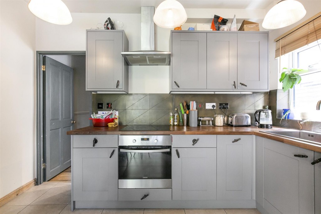 Warren Road, Leyton, London, E10