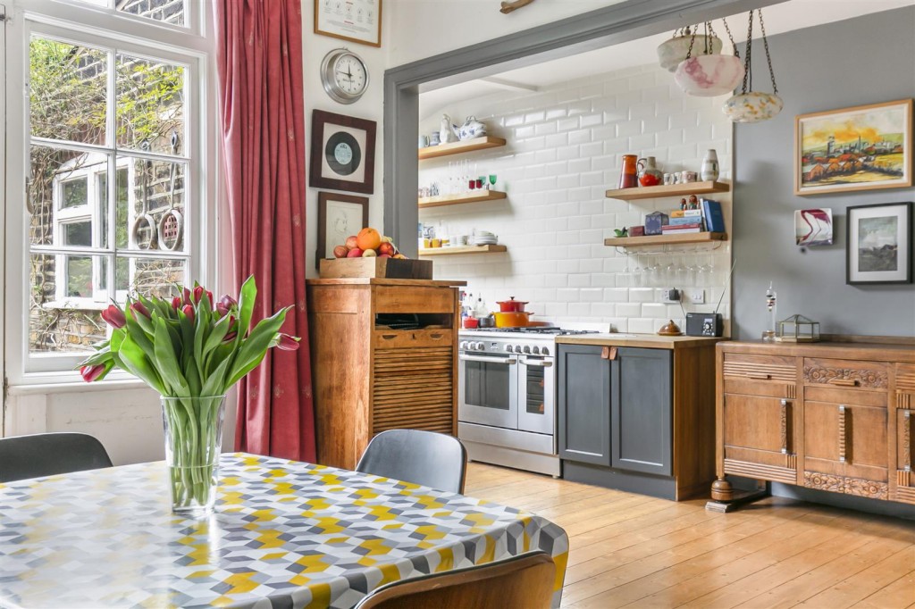 Nottingham Road, Leyton, London, E10