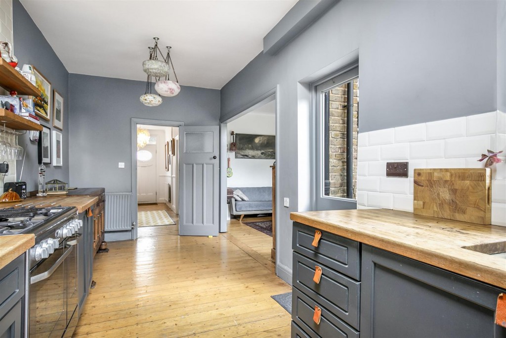 Nottingham Road, Leyton, London, E10