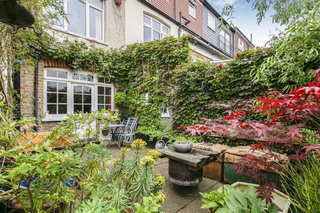 Nottingham Road, Leyton, London, E10